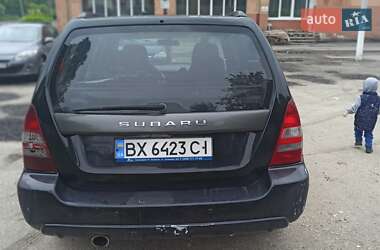 Внедорожник / Кроссовер Subaru Forester 2004 в 