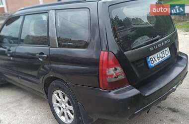 Внедорожник / Кроссовер Subaru Forester 2004 в 