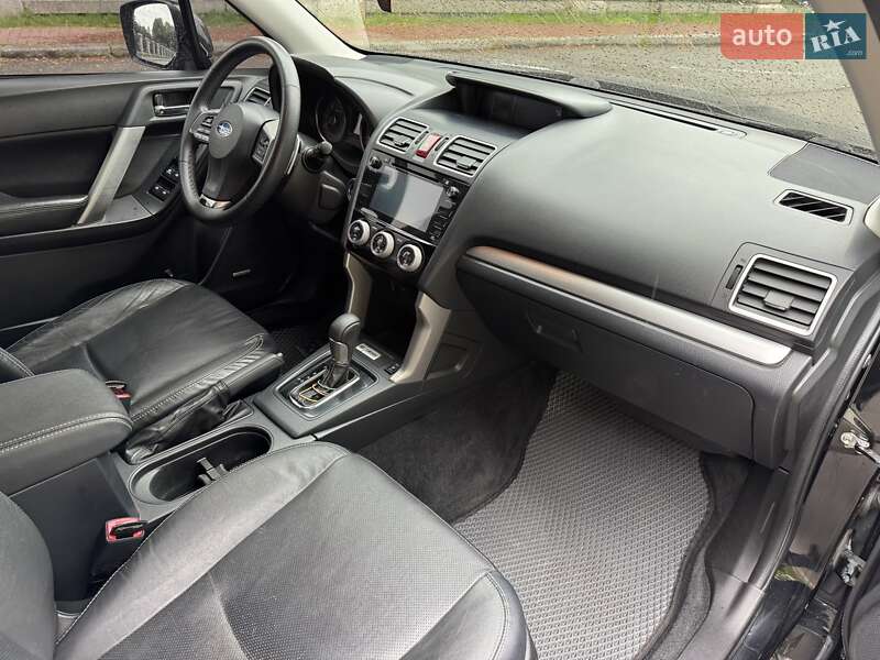 Внедорожник / Кроссовер Subaru Forester 2015 в Умани