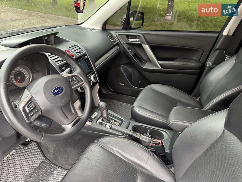 Внедорожник / Кроссовер Subaru Forester 2015 в Умани
