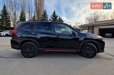 Внедорожник / Кроссовер Subaru Forester 2021 в 