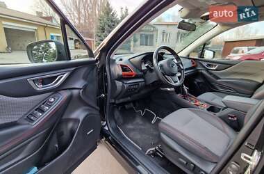 Внедорожник / Кроссовер Subaru Forester 2021 в 