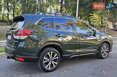 Внедорожник / Кроссовер Subaru Forester 2022 в 