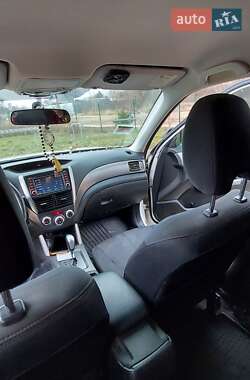 Внедорожник / Кроссовер Subaru Forester 2011 в 