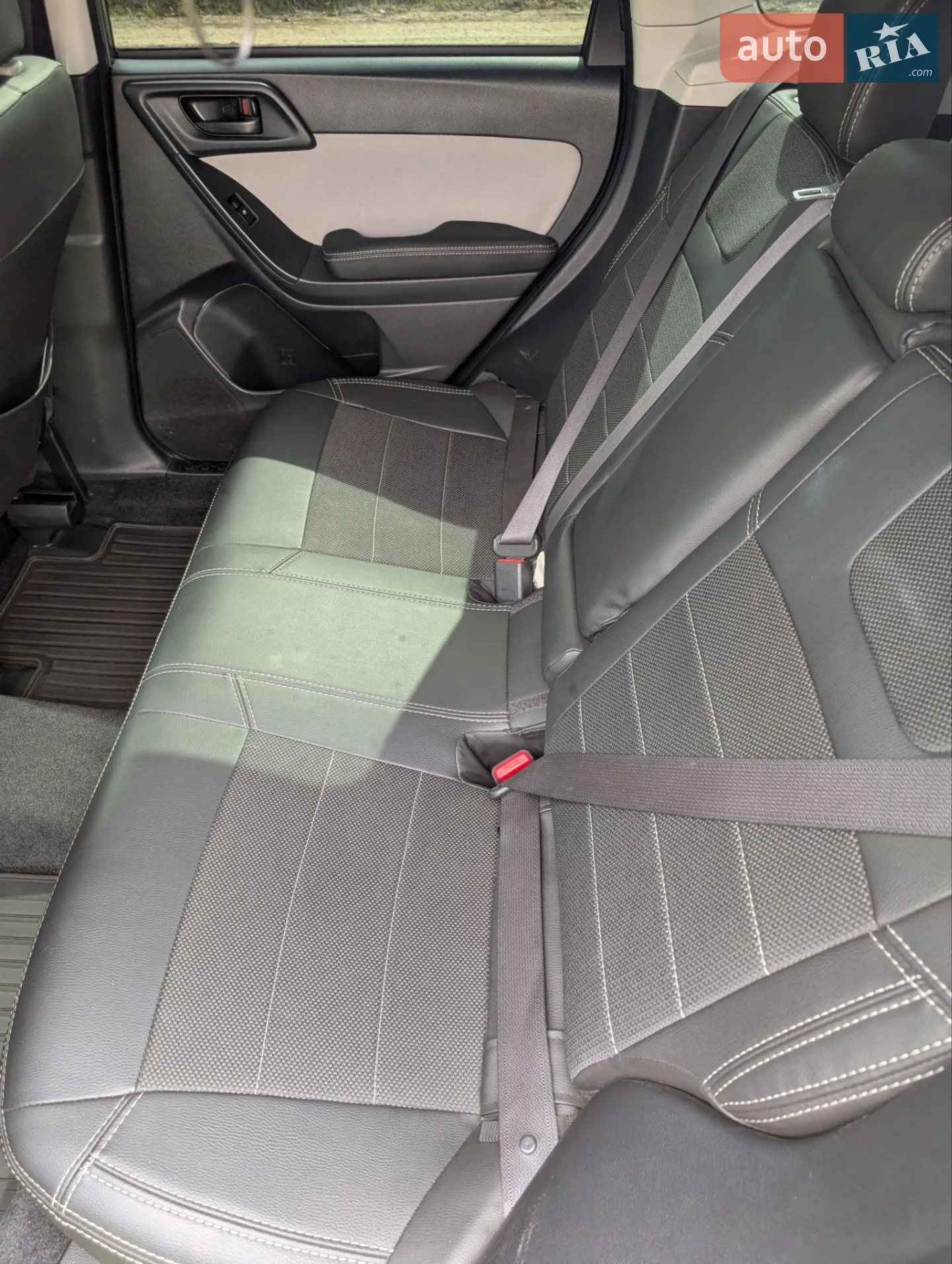 2015 Subaru Forester - мініатюра 9