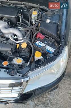 Внедорожник / Кроссовер Subaru Forester 2010 в 