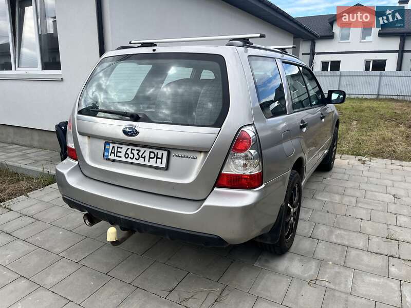 Внедорожник / Кроссовер Subaru Forester 2006 в Киеве