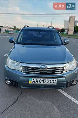 Внедорожник / Кроссовер Subaru Forester 2008 в Киеве