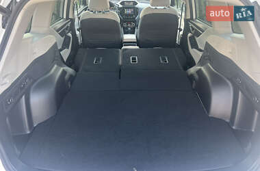 Внедорожник / Кроссовер Subaru Forester 2022 в 