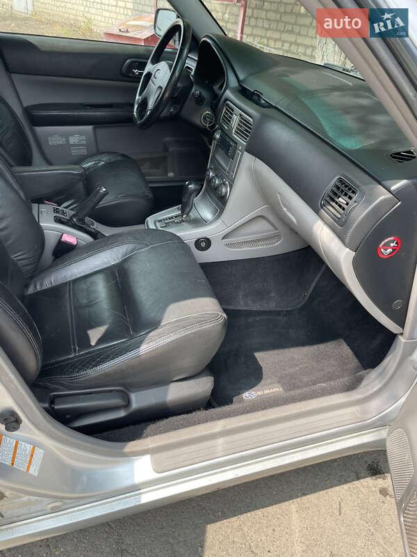 Внедорожник / Кроссовер Subaru Forester 2004 в Днепре