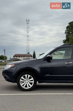 Внедорожник / Кроссовер Subaru Forester 2012 в 