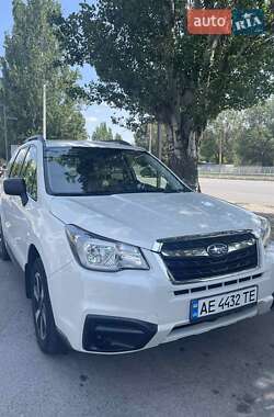 Внедорожник / Кроссовер Subaru Forester 2017 в Днепре