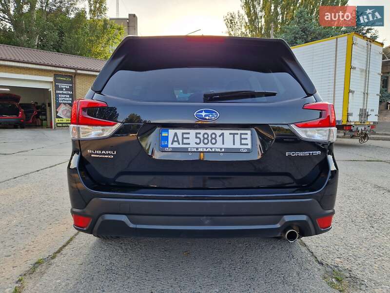 Позашляховик / Кросовер Subaru Forester 2019 в Дніпрі
