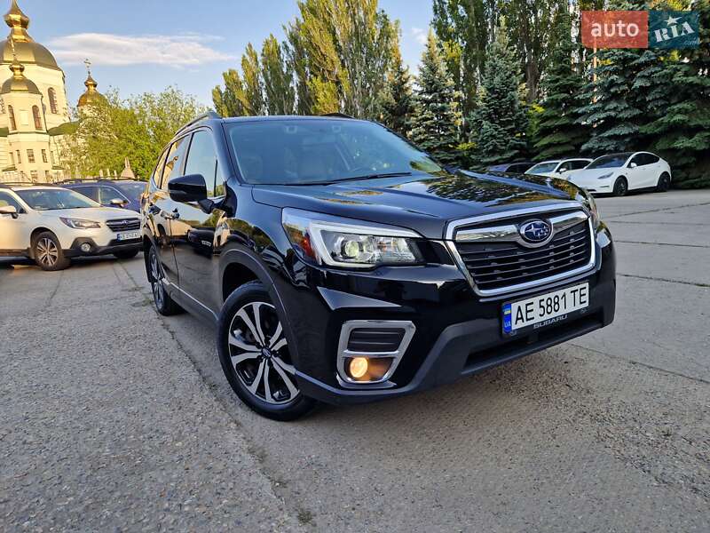 Позашляховик / Кросовер Subaru Forester 2019 в Дніпрі