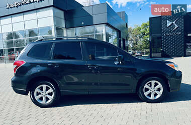 Внедорожник / Кроссовер Subaru Forester 2013 в 