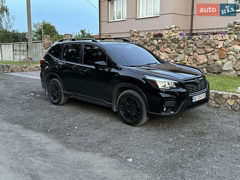 Внедорожник / Кроссовер Subaru Forester 2018 в Днепре