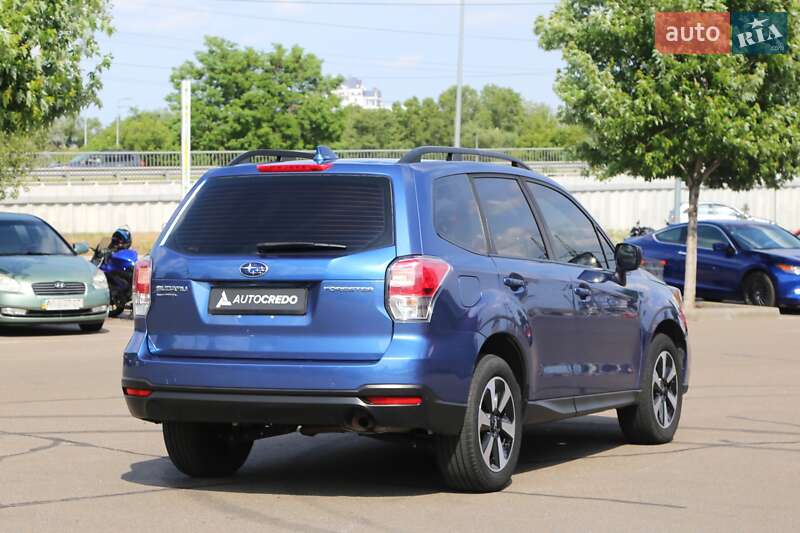 Внедорожник / Кроссовер Subaru Forester 2018 в Киеве