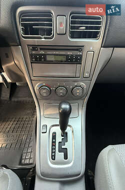 Внедорожник / Кроссовер Subaru Forester 2004 в 