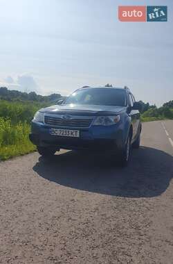 Внедорожник / Кроссовер Subaru Forester 2010 в 