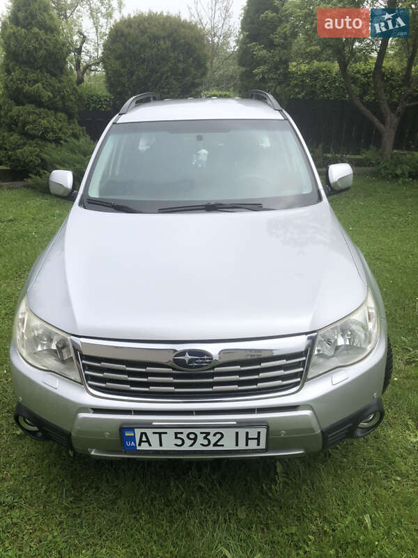Внедорожник / Кроссовер Subaru Forester 2010 в Коломые