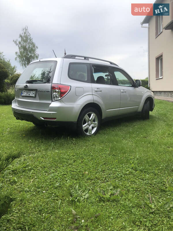Внедорожник / Кроссовер Subaru Forester 2010 в Коломые