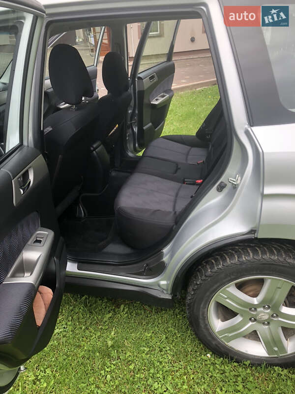 Внедорожник / Кроссовер Subaru Forester 2010 в Коломые