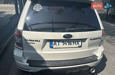 Внедорожник / Кроссовер Subaru Forester 2011 в 
