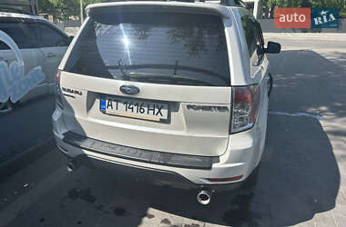 Внедорожник / Кроссовер Subaru Forester 2011 в 
