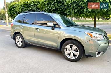 Внедорожник / Кроссовер Subaru Forester 2013 в 