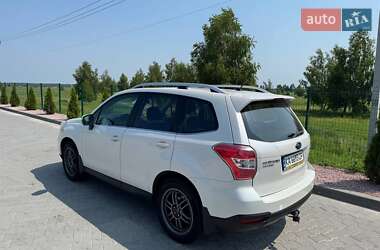 Позашляховик / Кросовер Subaru Forester 2014 в 