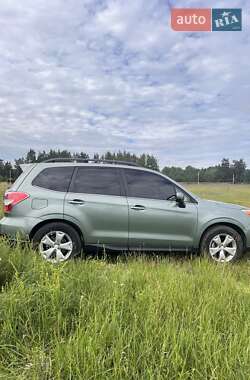 Внедорожник / Кроссовер Subaru Forester 2013 в 