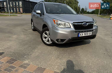 Внедорожник / Кроссовер Subaru Forester 2015 в 