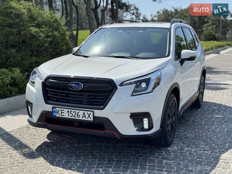 Позашляховик / Кросовер Subaru Forester 2023 в Дніпрі