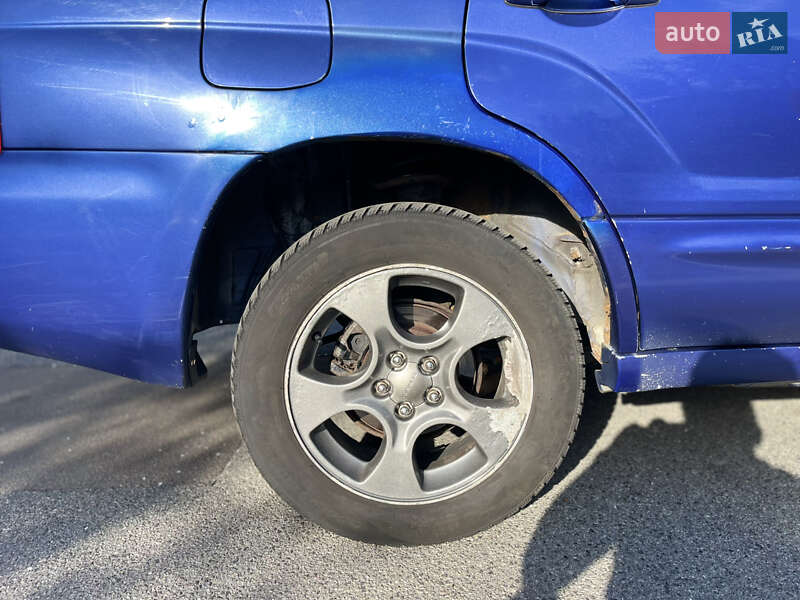 Позашляховик / Кросовер Subaru Forester 2003 в Києві
