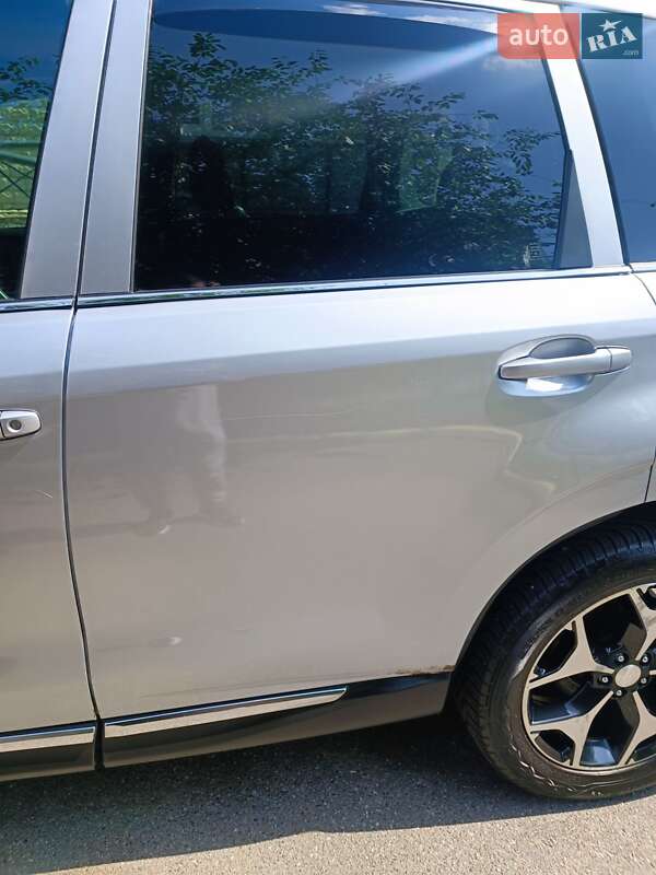 Внедорожник / Кроссовер Subaru Forester 2014 в Киеве