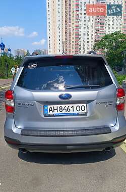 Внедорожник / Кроссовер Subaru Forester 2014 в 