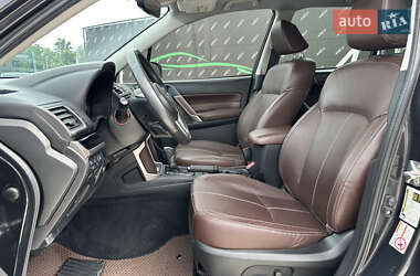 Внедорожник / Кроссовер Subaru Forester 2017 в 