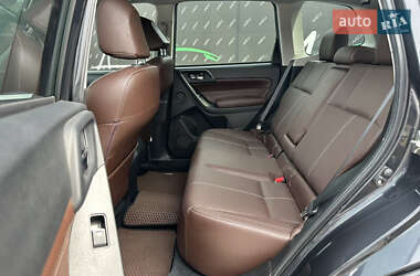 Внедорожник / Кроссовер Subaru Forester 2017 в 