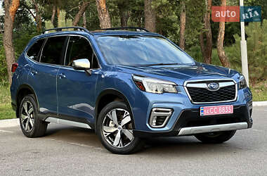 Позашляховик / Кросовер Subaru Forester 2019 в Києві