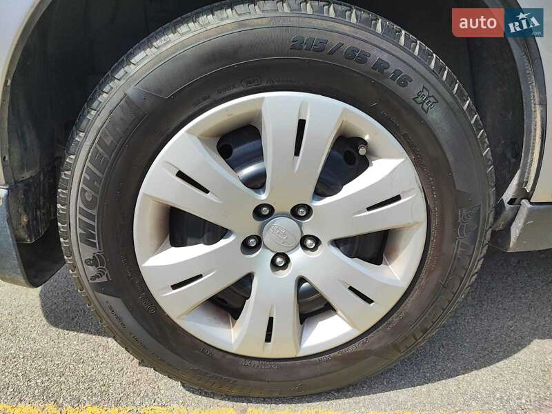 Внедорожник / Кроссовер Subaru Forester 2011 в Львове