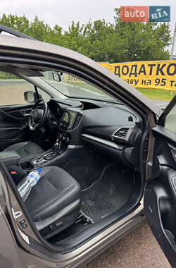 Внедорожник / Кроссовер Subaru Forester 2018 в 