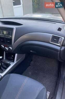 Внедорожник / Кроссовер Subaru Forester 2008 в 