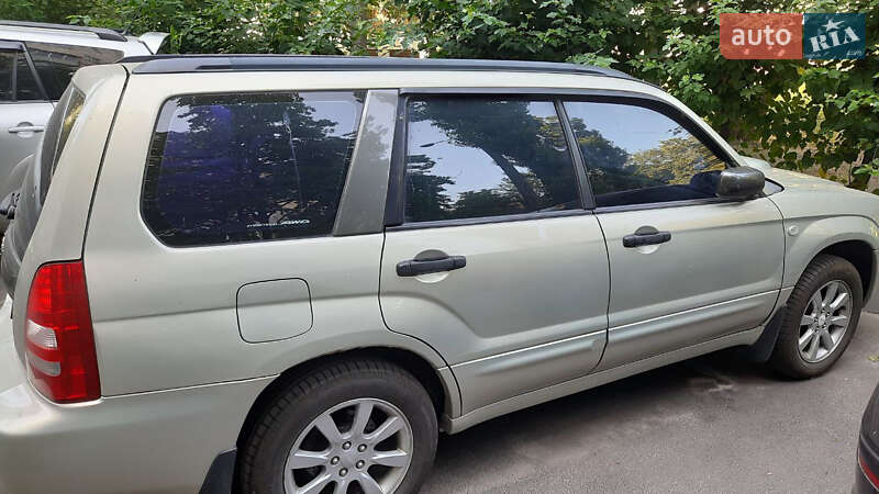 Subaru Forester 2005