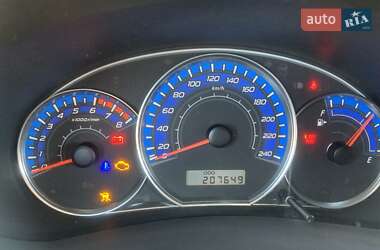 Внедорожник / Кроссовер Subaru Forester 2008 в 
