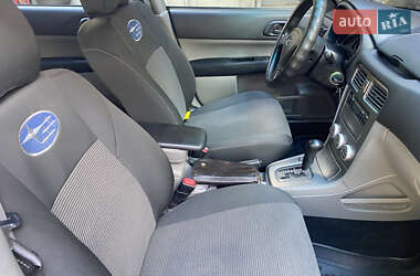 Внедорожник / Кроссовер Subaru Forester 2006 в 