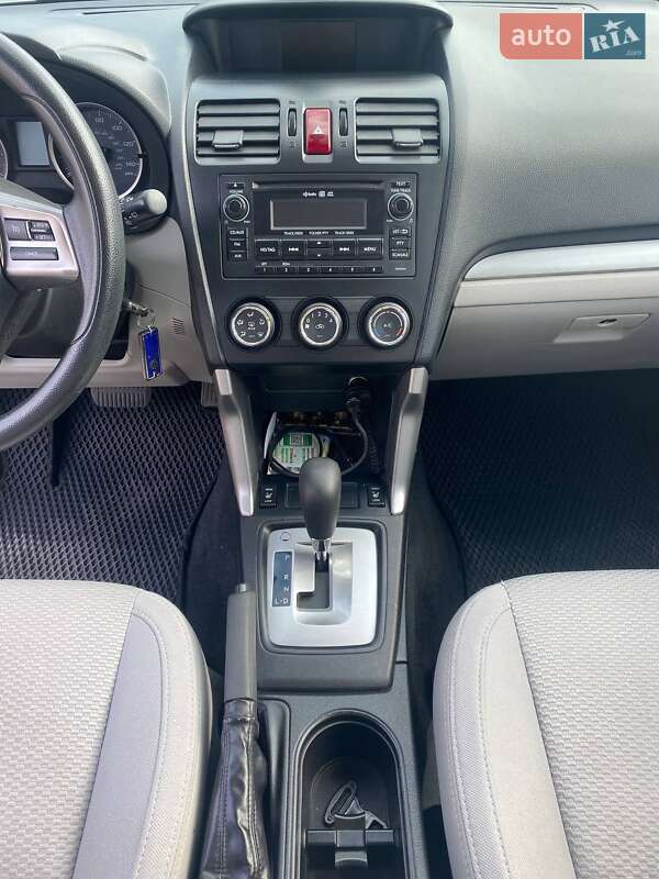 Внедорожник / Кроссовер Subaru Forester 2014 в Житомире