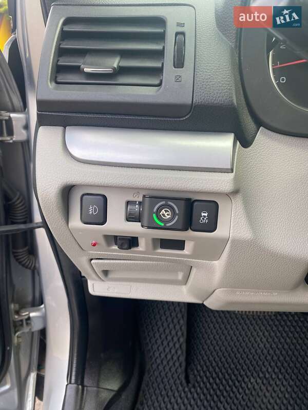 Внедорожник / Кроссовер Subaru Forester 2014 в Житомире
