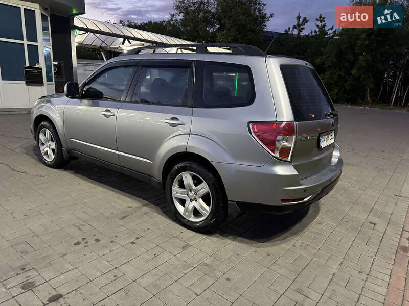 Внедорожник / Кроссовер Subaru Forester 2008 в Киеве