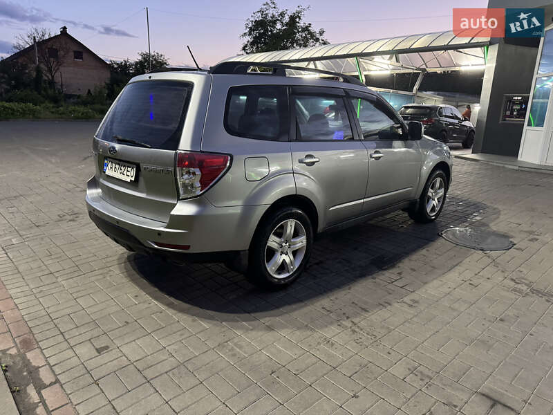 Внедорожник / Кроссовер Subaru Forester 2008 в Киеве
