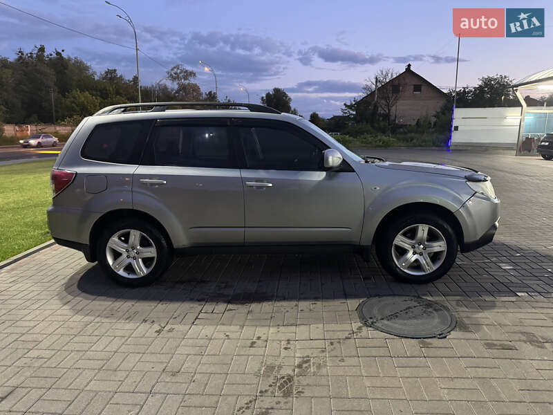 Внедорожник / Кроссовер Subaru Forester 2008 в Киеве
